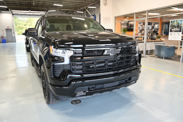 New 2026 Chevrolet Silverado 1500 RST w/ RST Select Package AWD/4WD image 3