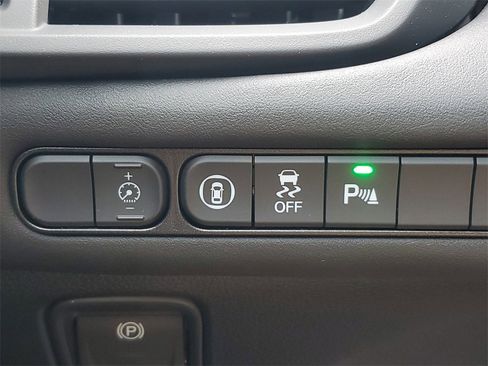 Certified 2025 Acura TLX w/ Technology Package image 29