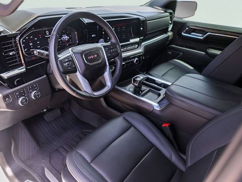 Used 2023 GMC Sierra 1500 SLT w/ SLT Premium Package AWD/4WD image 12