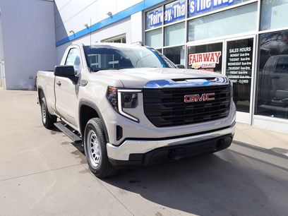 New 2026 GMC Sierra 1500 Pro w/ Pro Value Package