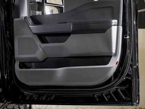 Used 2025 Ford F350 XLT image 33