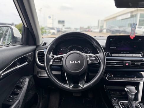 Used 2022 Kia Seltos Nightfall Edition AWD/4WD image 22
