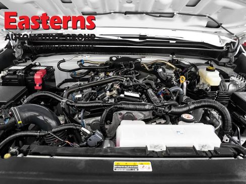 Used 2025 Toyota Tacoma SR RWD image 7
