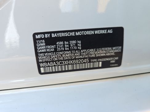 Used 2017 BMW 320i xDrive Sedan AWD/4WD image 33