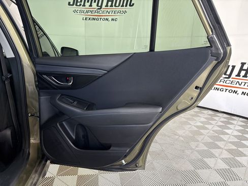 Used 2022 Subaru Outback Premium image 23