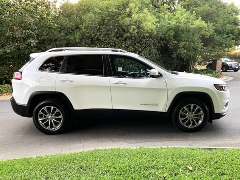 Used 2021 Jeep Cherokee Latitude Lux w/ Sun & Sound Group image 8