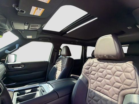 New 2026 Nissan Armada Platinum w/ Convenience Package image 23