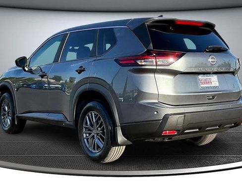 New 2026 Nissan Rogue S image 3