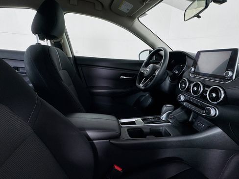 Used 2024 Nissan Sentra SV image 28