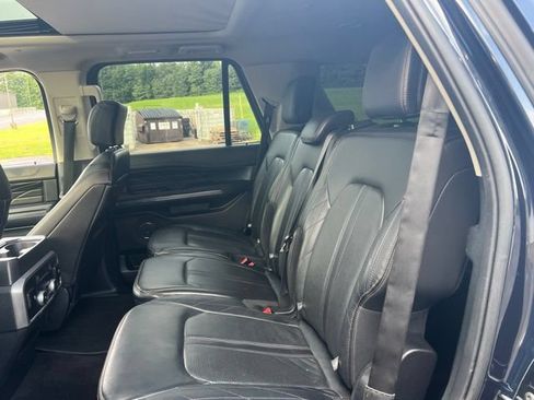 Used 2021 Ford Expedition Platinum AWD/4WD image 30