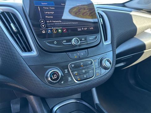 Used 2023 Chevrolet Malibu LT image 20