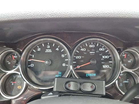 Used 2009 GMC Sierra 1500 SLE w/ Power Pack Plus RWD image 14