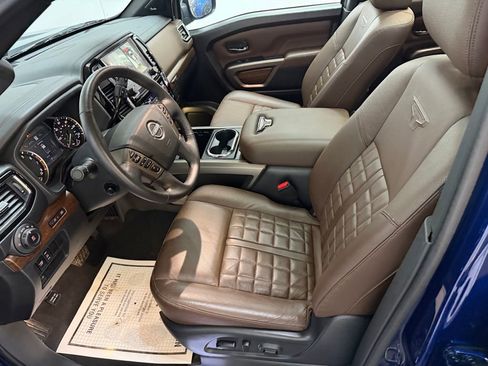 Used 2024 Nissan Titan Platinum Reserve w/ Moonroof Package image 21