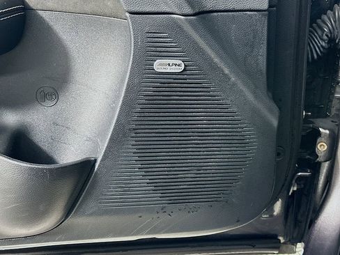 Used 2019 Dodge Challenger SRT Hellcat image 18