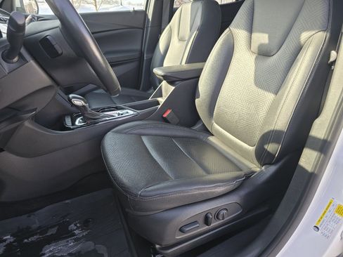 Used 2023 Buick Encore GX Essence w/ Advanced Technology Package image 36