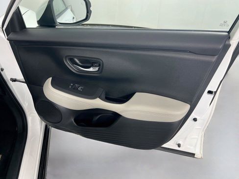 Used 2023 Honda HR-V EX-L image 29