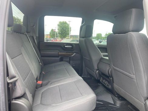 Used 2022 GMC Sierra 2500 SLE w/ SLE Value Package; AWD/4WD image 13
