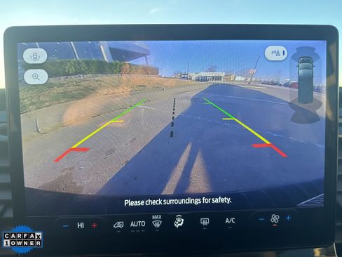 Used 2023 Ford Transit 350 XLT image 18