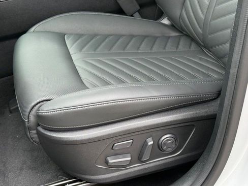 New 2026 Kia Sorento SX Prestige image 24