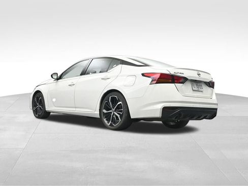 Used 2024 Nissan Altima 2.5 SR image 12