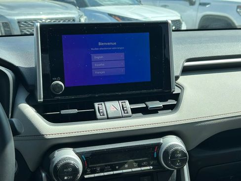 Used 2023 Toyota RAV4 XLE Premium image 21