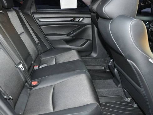 Used 2020 Honda Accord Sport image 14