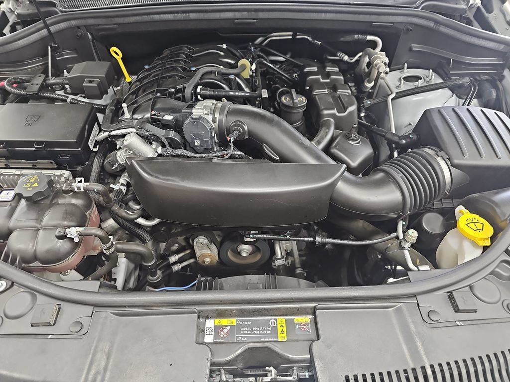 Used 2023 Dodge Durango SXT RWD image 27