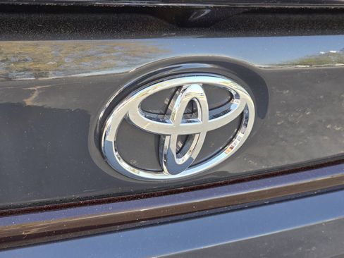 Used 2025 Toyota Corolla FX w/ Convenience Package FWD image 29