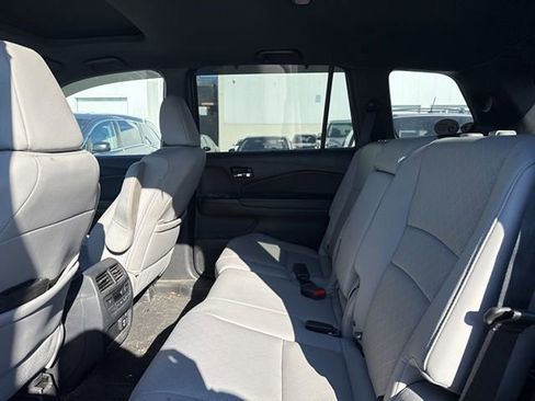 Used 2019 Honda Passport Elite image 18
