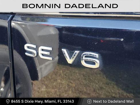 Used 2023 Volkswagen Atlas SE w/ Panoramic Sunroof Package image 9