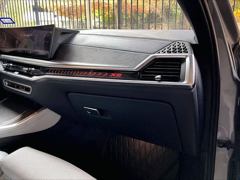 Certified 2025 BMW X5 sDrive40i w/ Premium Package image 18