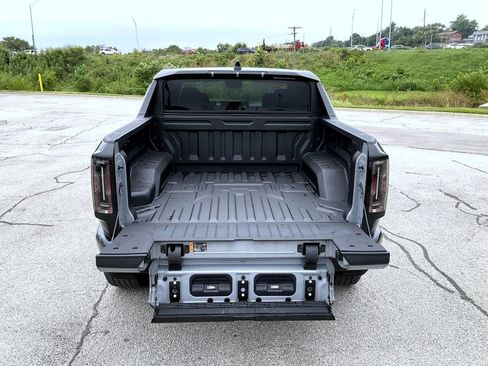 Certified 2025 GMC Hummer EV 3X w/ Battery Pack, 24 Module Pack AWD/4WD image 23