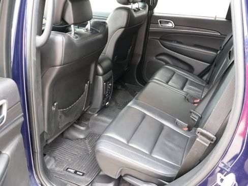 Used 2018 Jeep Grand Cherokee Limited AWD/4WD image 14