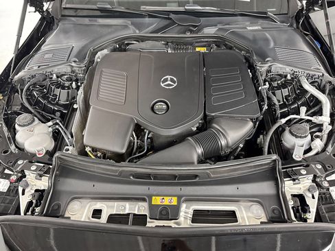 Used 2024 Mercedes-Benz C 300 Sedan image 32