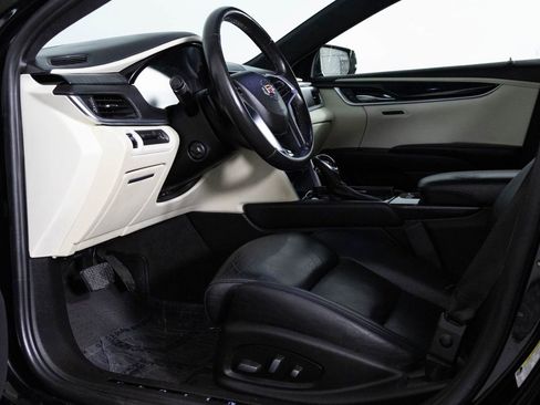 Used 2014 Cadillac XTS Platinum image 17