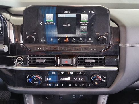 Used 2022 Nissan Pathfinder Platinum w/ Cargo Package FWD image 29