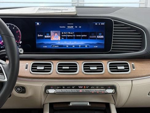 Certified 2026 Mercedes-Benz GLE 450 4MATIC image 10