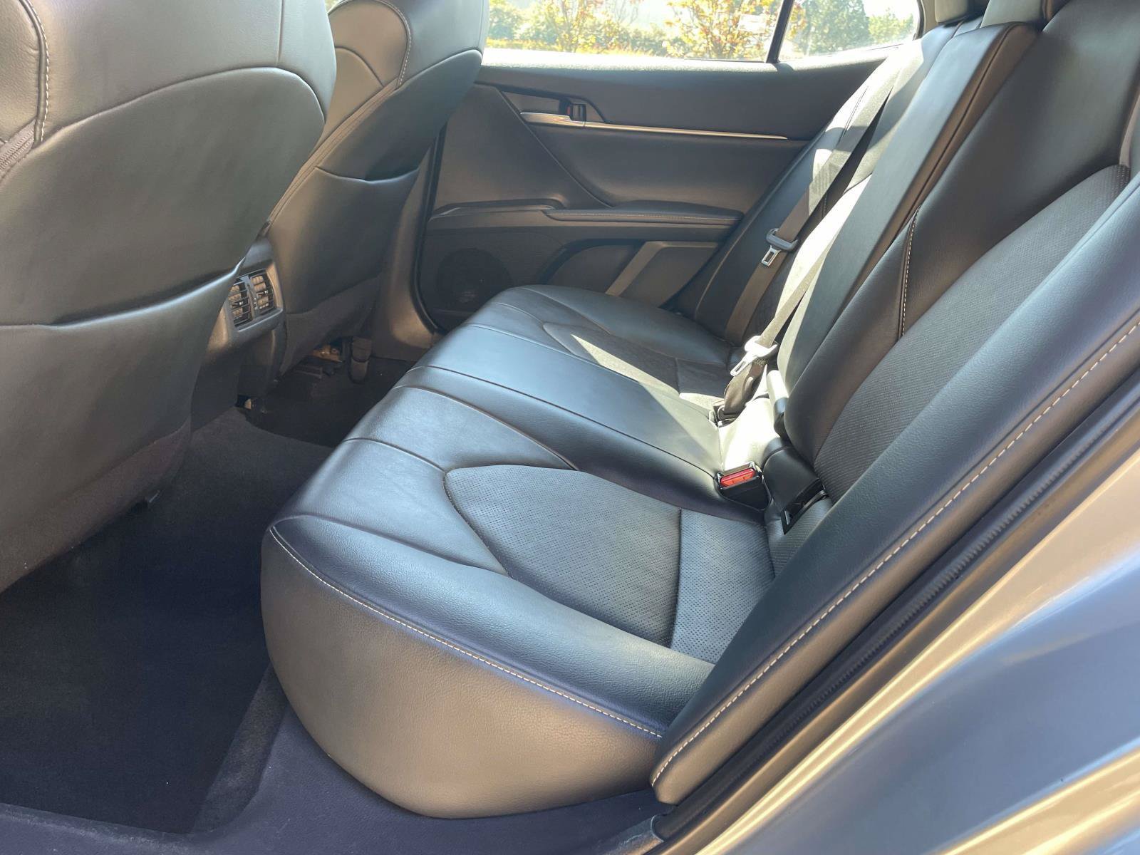 Used 2023 Toyota Camry XSE FWD image 11