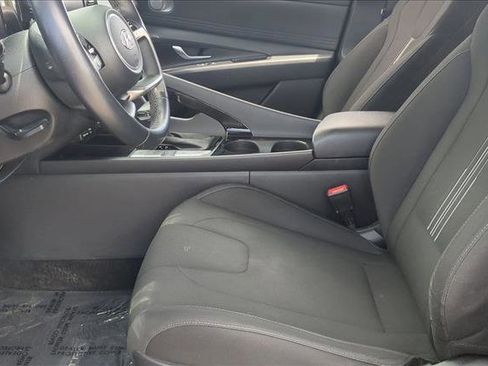 Used 2021 Hyundai Elantra SEL w/ Convenience Package FWD image 15