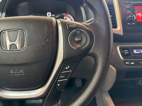 Used 2019 Honda Ridgeline RT image 17