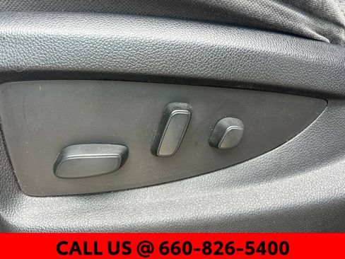 Used 2018 Chevrolet Silverado 1500 LT w/ All Star Edition AWD/4WD image 15