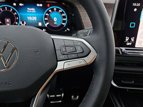 New 2026 Volkswagen Atlas SEL Premium R-Line image 19