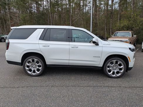 New 2025 Chevrolet Tahoe High Country image 3
