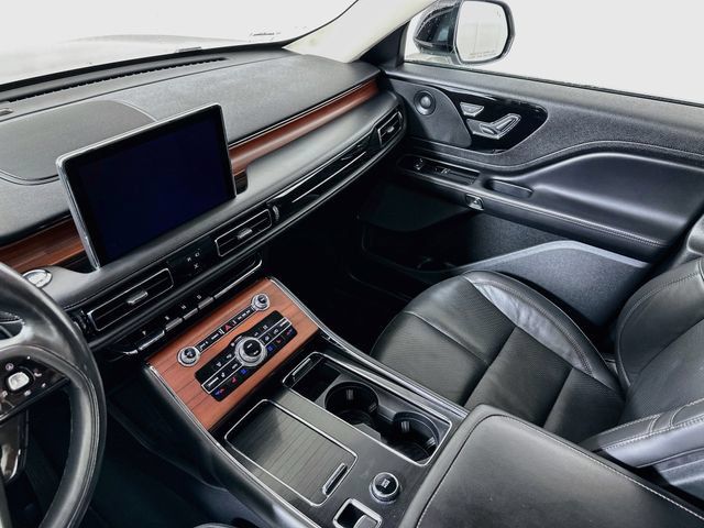 Used 2023 Lincoln Aviator Reserve w/ Equipment Group 201A AWD/4WD image 31
