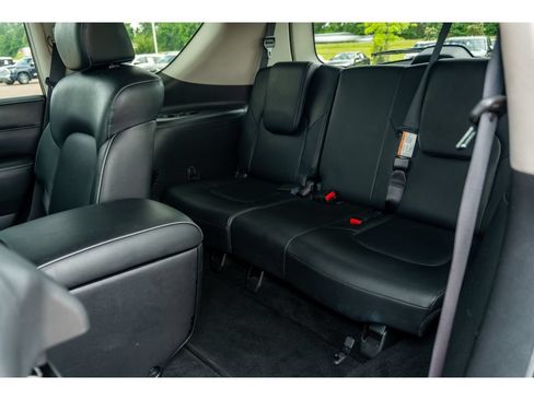 Used 2024 INFINITI QX80 Luxe AWD/4WD image 16