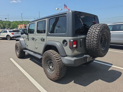 Used 2021 Jeep Wrangler Unlimited Sport AWD/4WD image 6