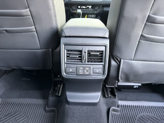 Certified 2026 Subaru Outback Touring XT w/ Touring Package AWD/4WD image 21