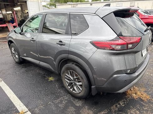 Used 2023 Nissan Rogue S AWD/4WD image 7