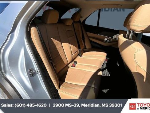 Used 2025 Mercedes-Benz GLE 350 4MATIC image 19