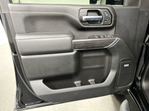 Certified 2021 Chevrolet Silverado 2500 LTZ w/ LTZ Plus Package AWD/4WD image 22